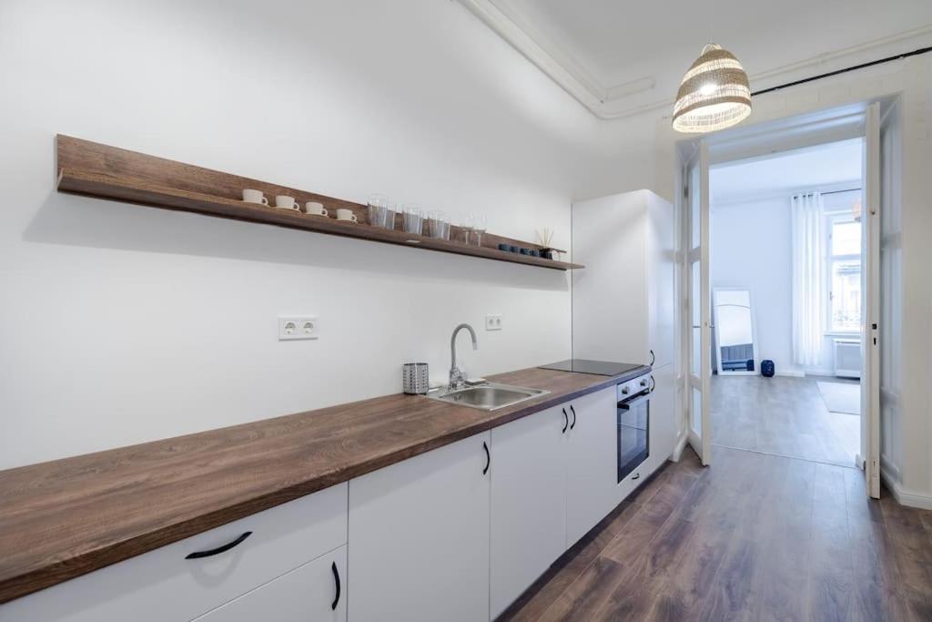 Stylish Central Apartment Будапеща Екстериор снимка