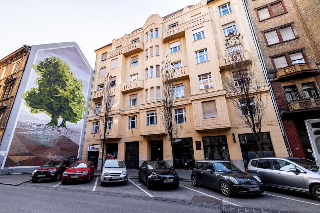 Stylish Central Apartment Будапеща Екстериор снимка