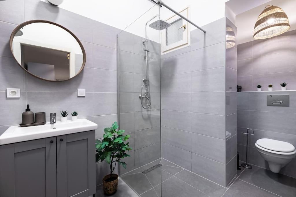 Stylish Central Apartment Будапеща Екстериор снимка
