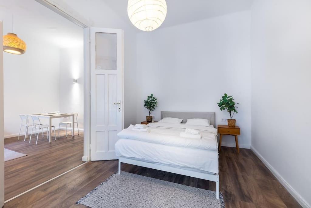 Stylish Central Apartment Будапеща Екстериор снимка